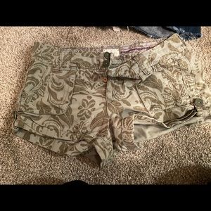 American Eagle shorts size 8